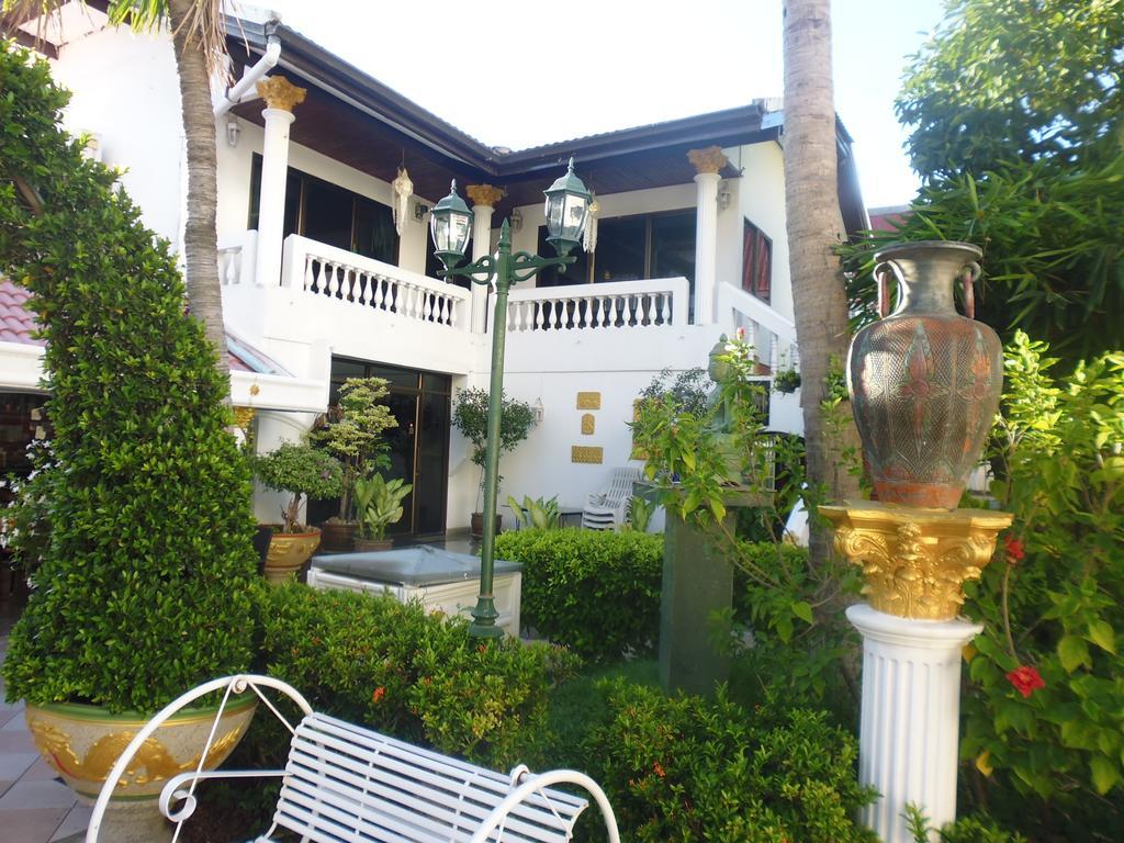 Villa Oranje Pattaya Exterior photo